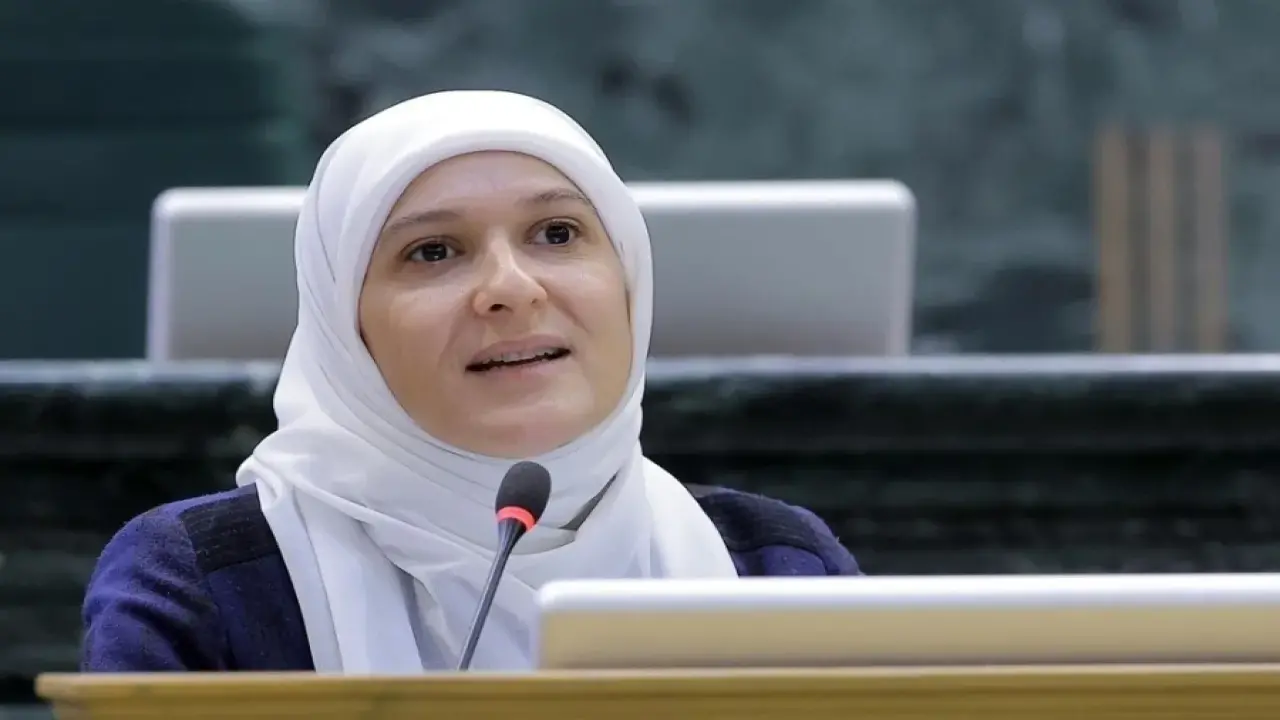 10 أسئلة من النمور لحسان بخصوص اتفاقية سكة حديد العقبة